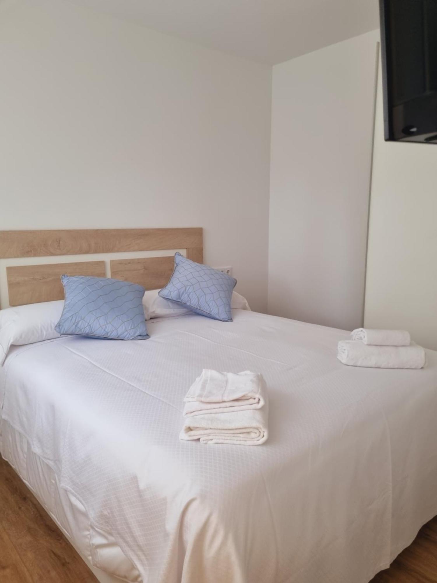 Maile Apartamentos Potes Habitación foto