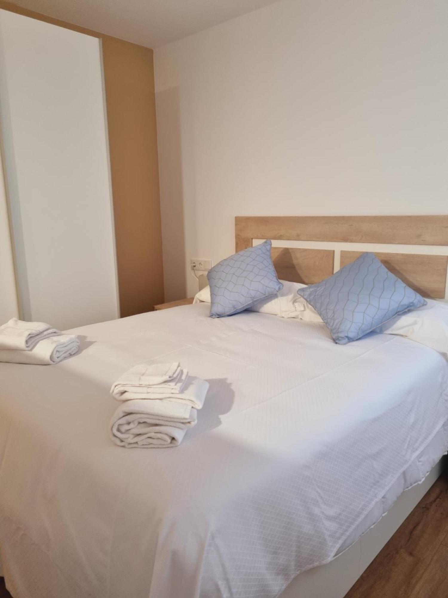 Maile Apartamentos Potes Habitación foto