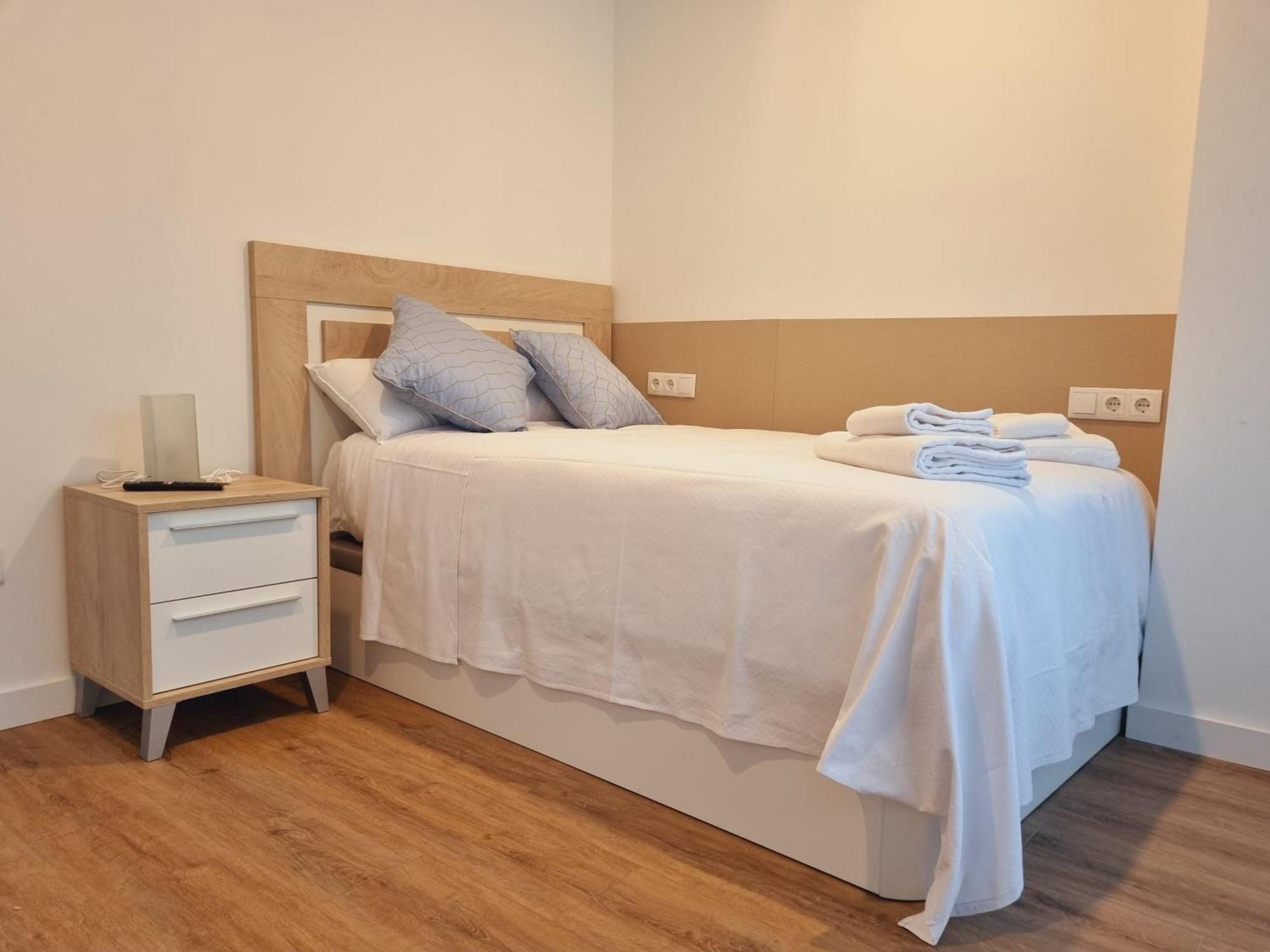 Maile Apartamentos Potes Habitación foto
