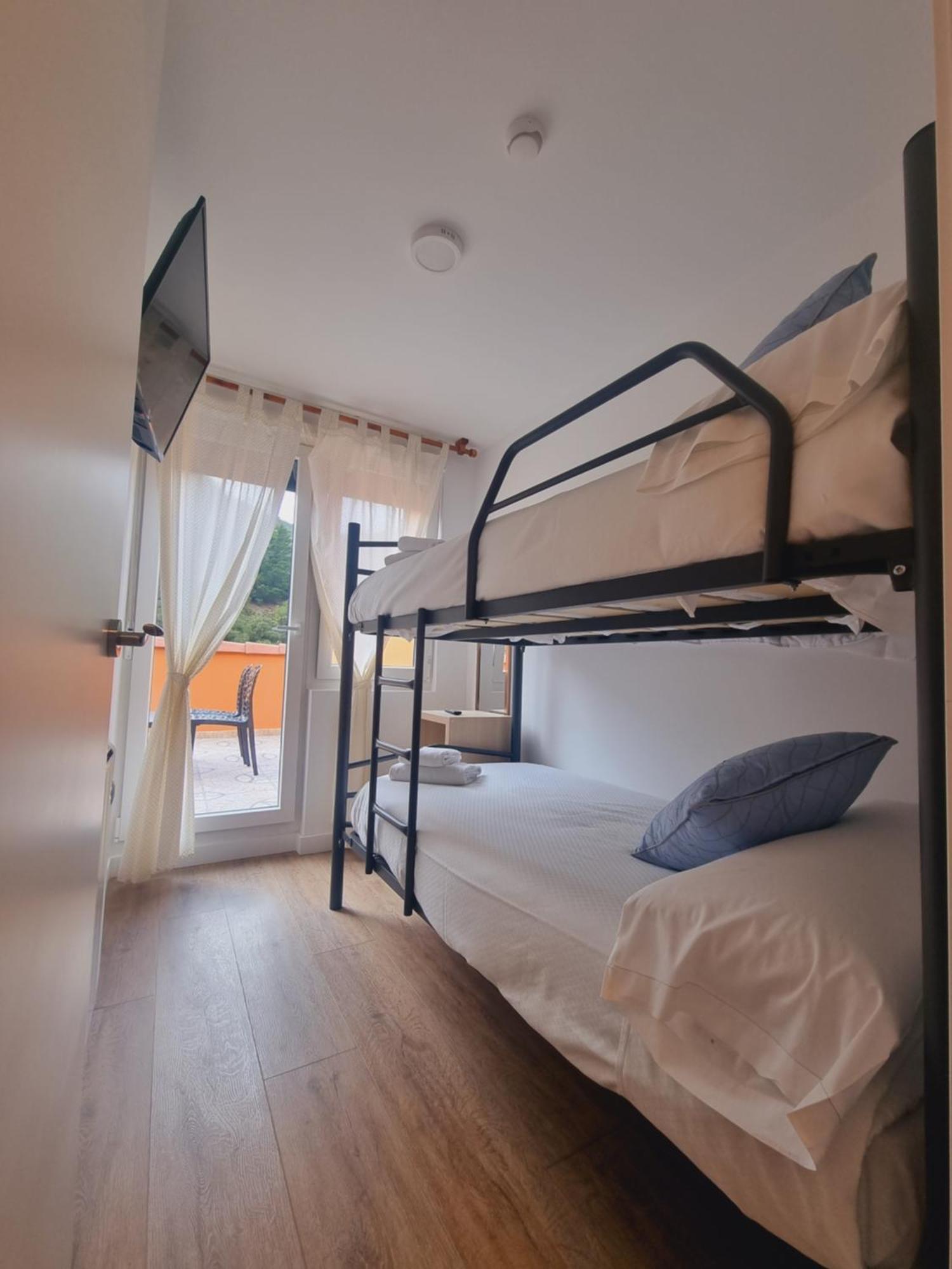 Maile Apartamentos Potes Habitación foto