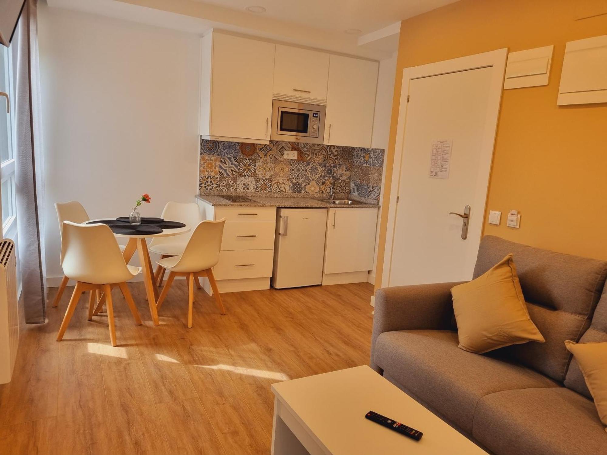 Maile Apartamentos Potes Habitación foto