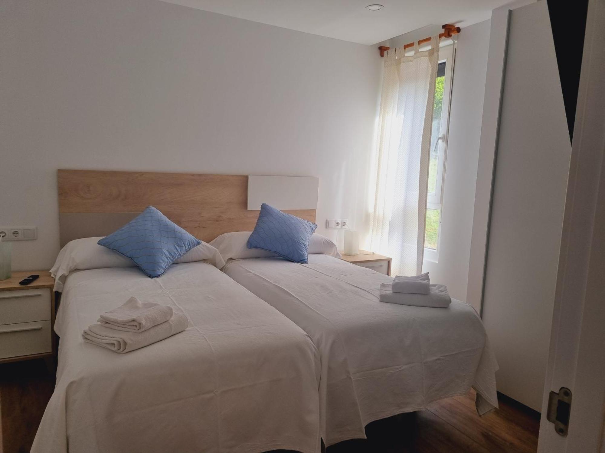 Maile Apartamentos Potes Habitación foto